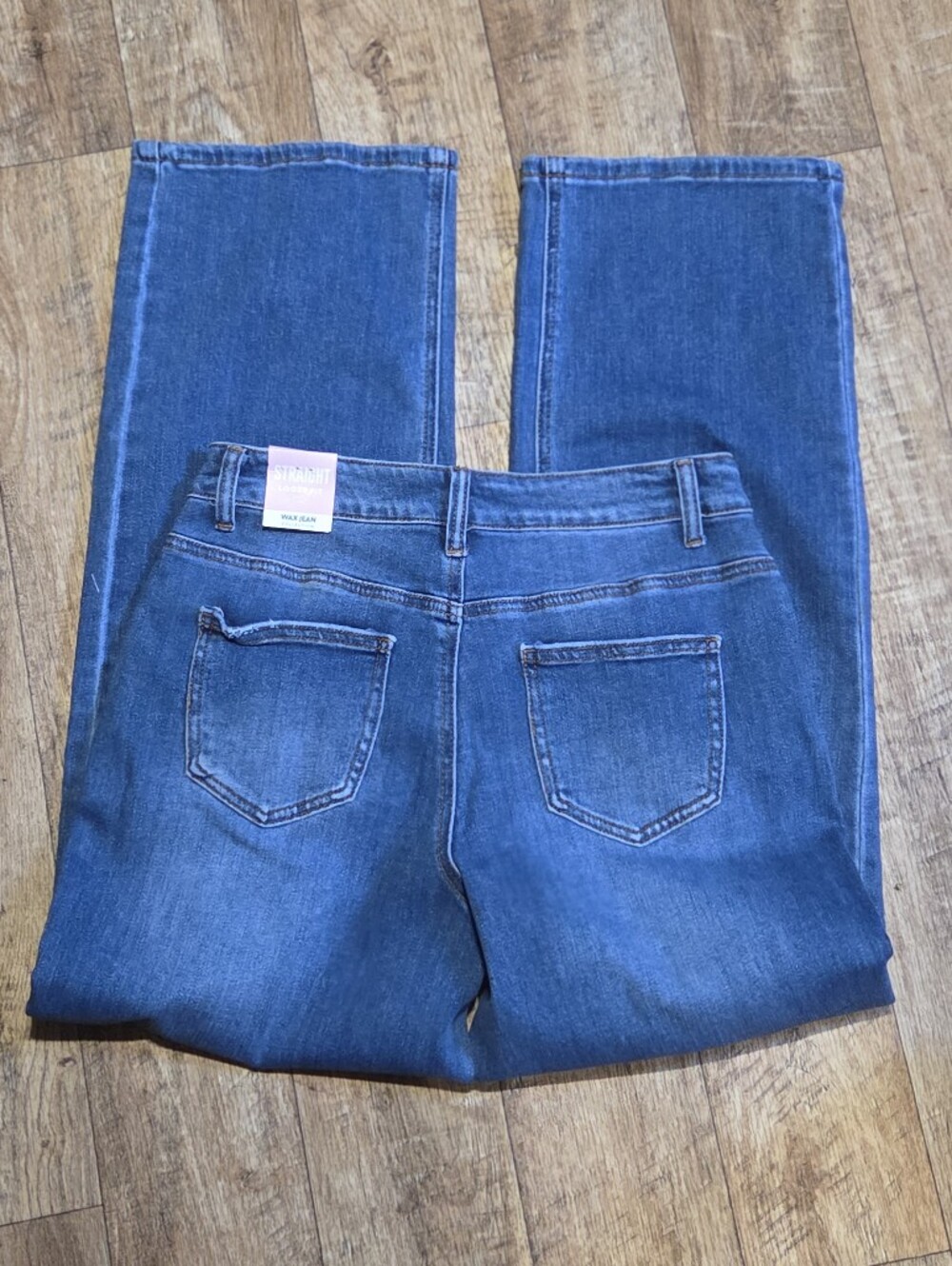 Classic Women's Wide Leg Jeans in Mid Blue